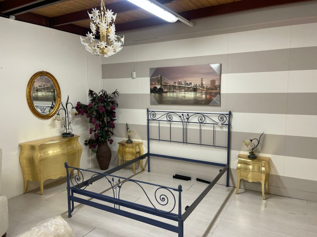 Set gruppo foglia oro comò e 2 comodini S 2060