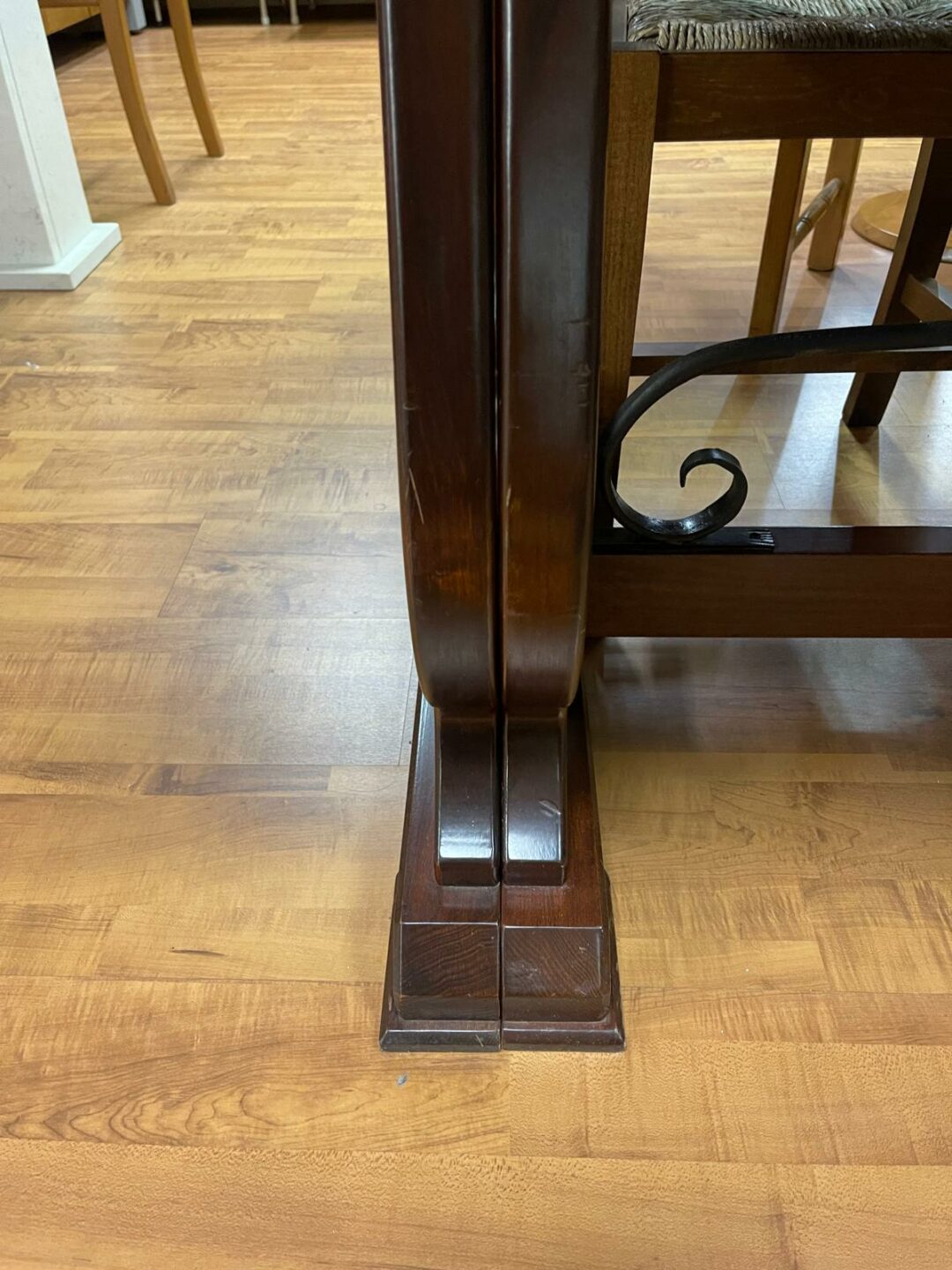 Tavolo in legno allungabile con 4 sedie in legno massiccio S 2010 - immagine 5