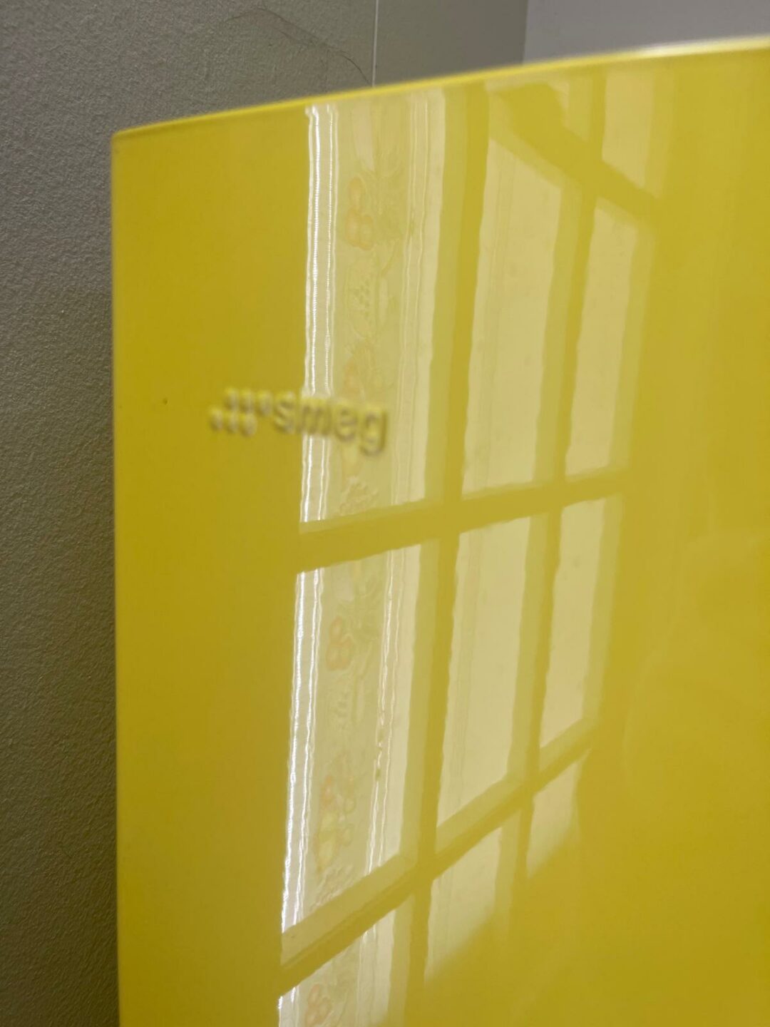 Frigorifero Smeg colore giallo S 2086 - immagine 2