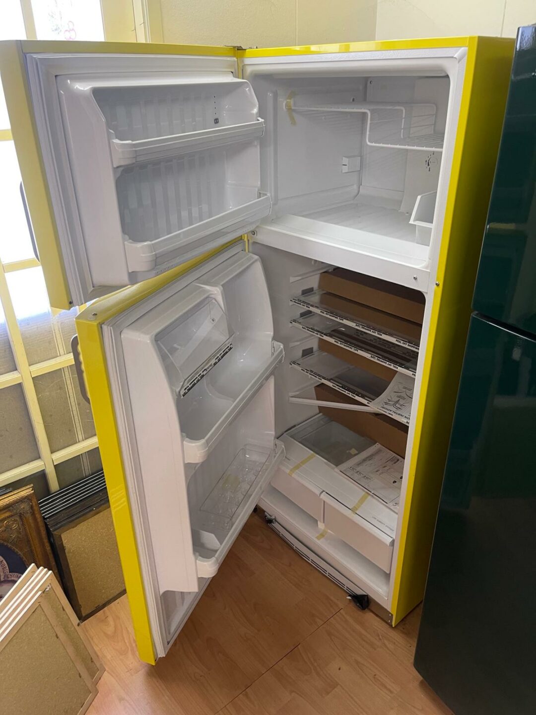 Frigorifero Smeg colore giallo S 2086 - immagine 3