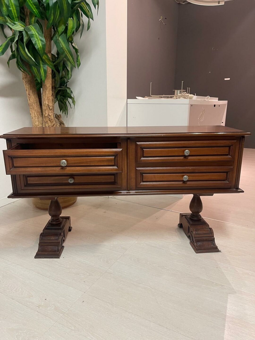 Console massiccia S 2103