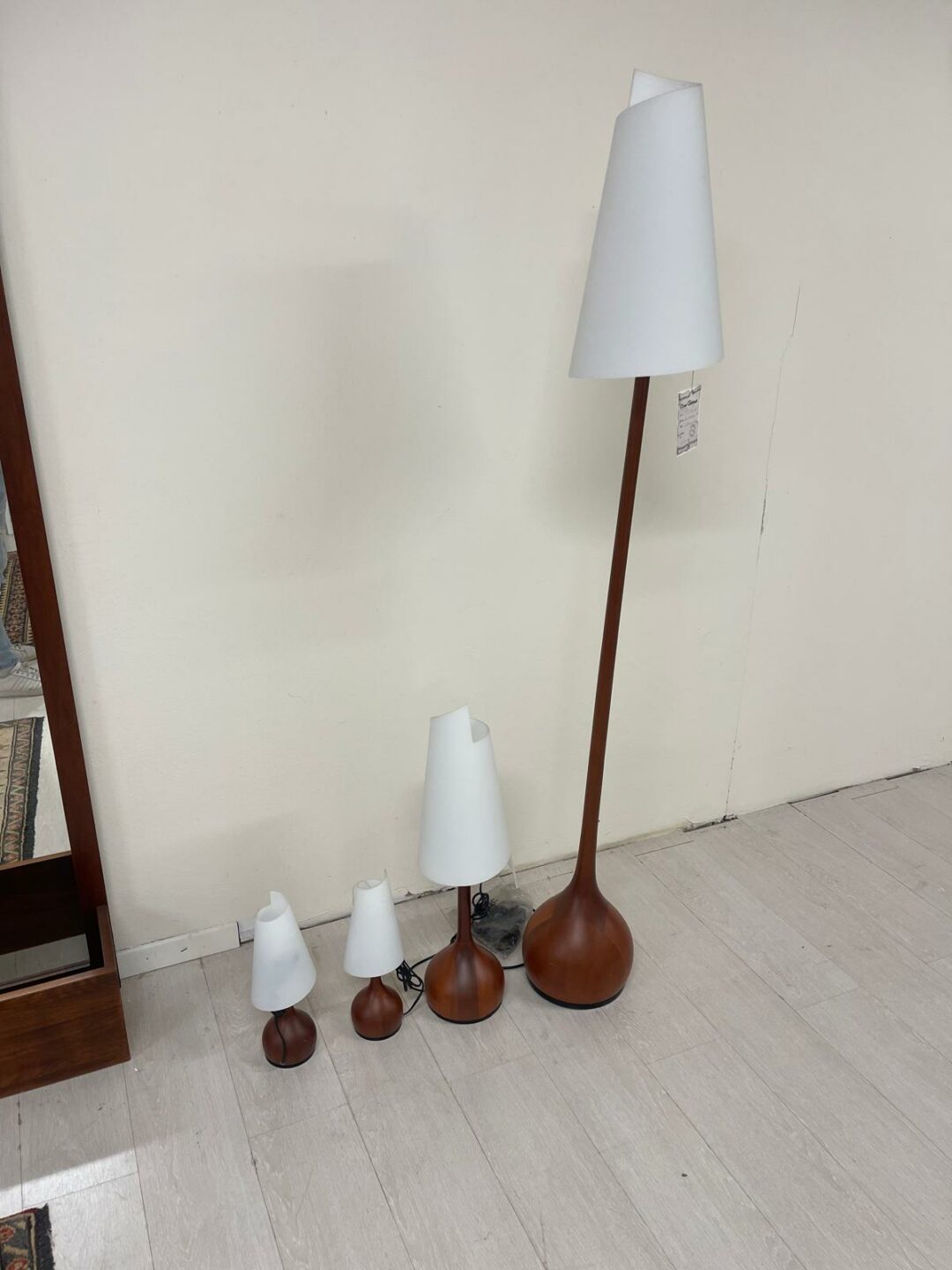 Piantana + lume + 2 lumetti S 2115