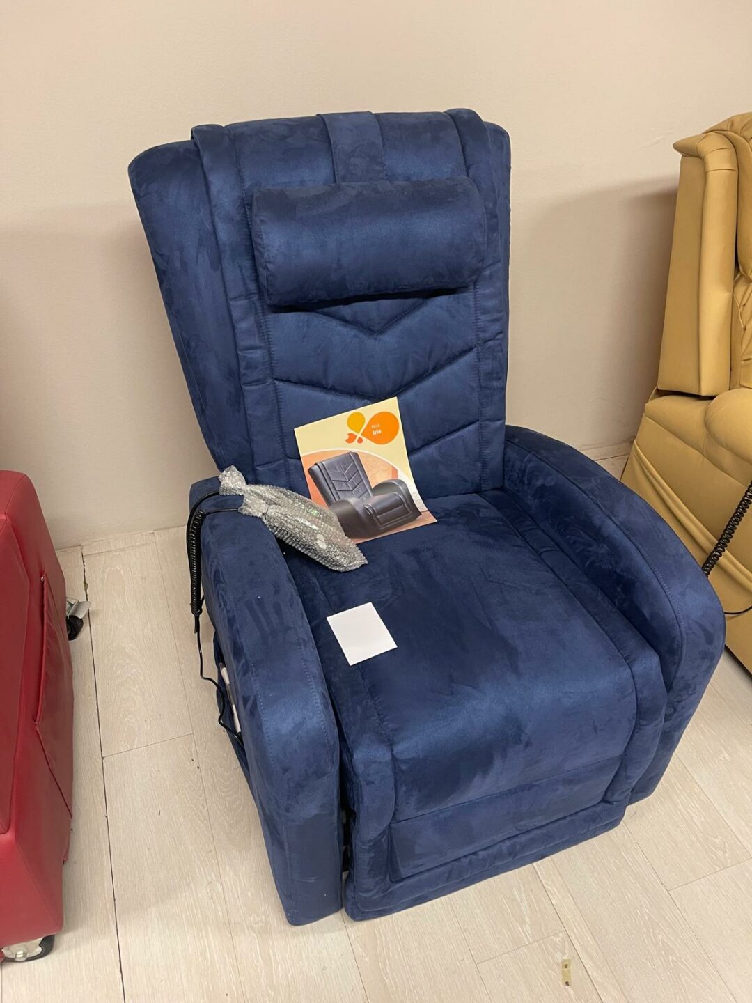 Poltrona relax in tessuto blu S 2129