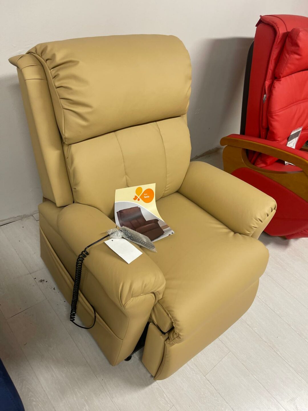 Poltrona relax tania beige in ecopelle S 2130 - immagine 2