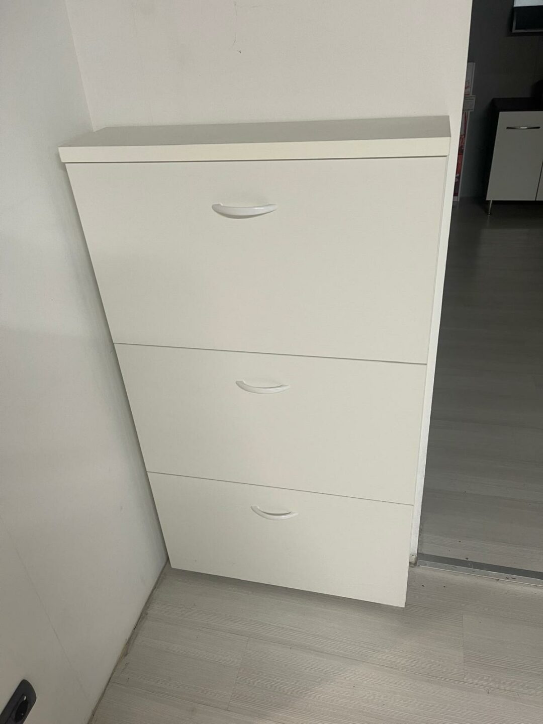 Scarpiera bianca in legno S 2184