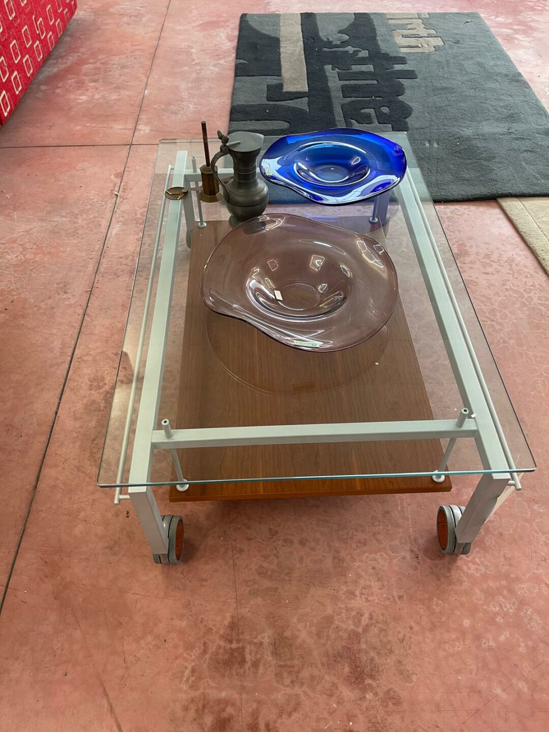 Tavolino basso in vetro con le ruote S 2273 - immagine 3
