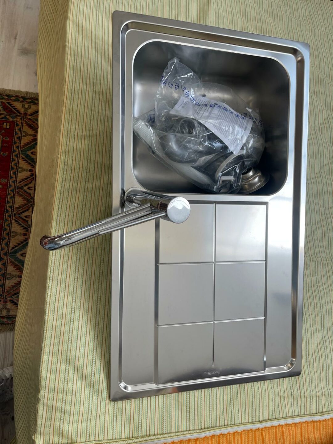 Lavandino foster con rubinetto da cucina S 2289 - immagine 2