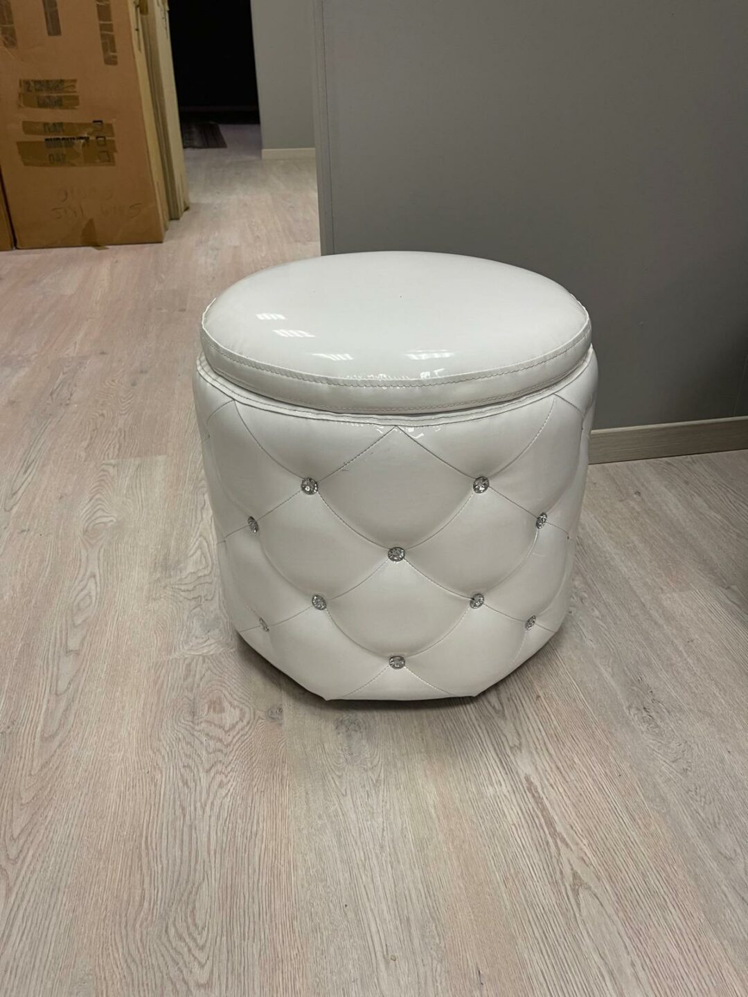 Pouf in pelle con brillantini S 2298