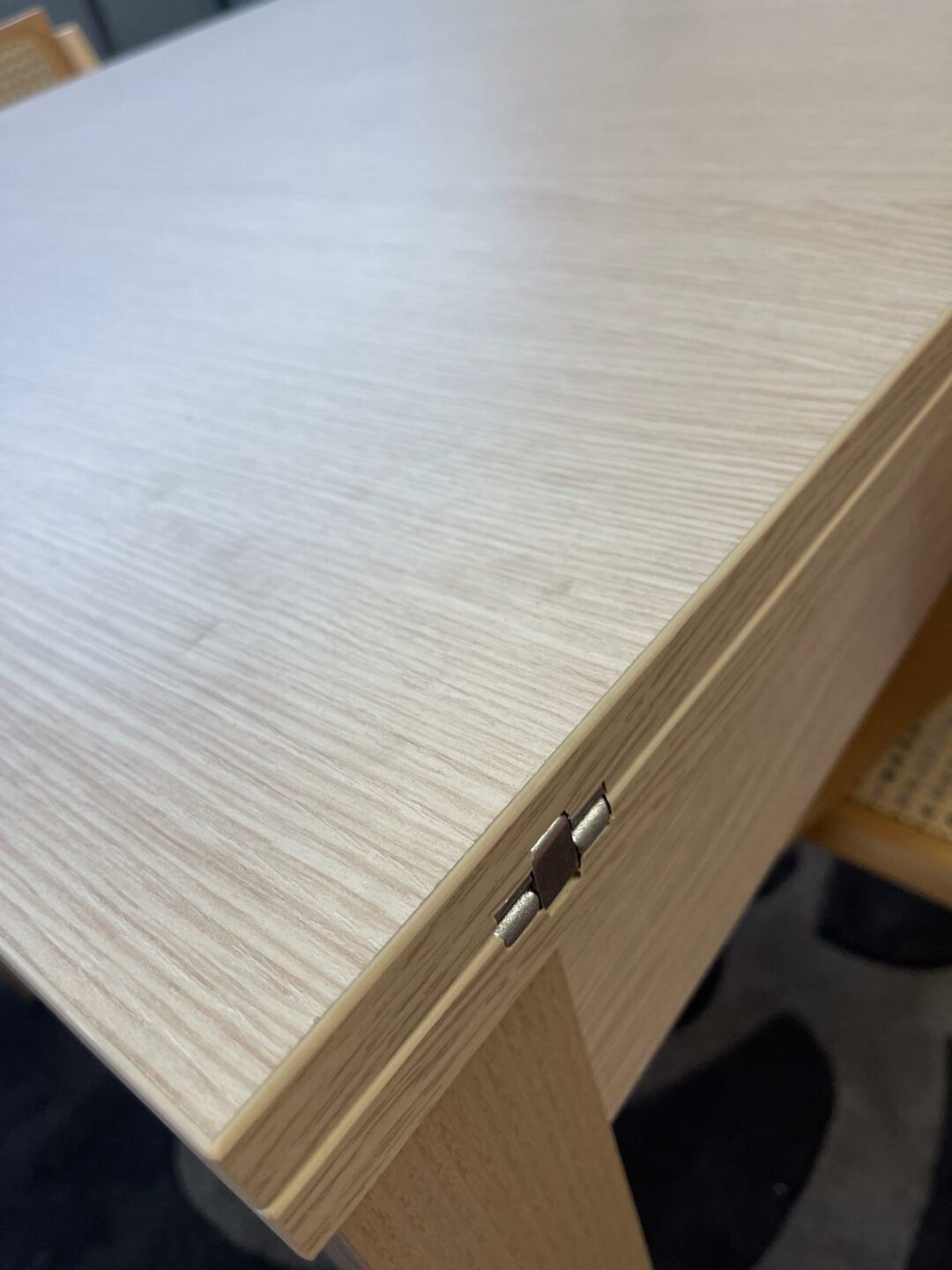 Tavolo 90x90 (aperto 180) in rovere naturale S 2381 - immagine 3