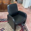 Poltrona in pelle nera con le ruote S 2461 - immagine 2