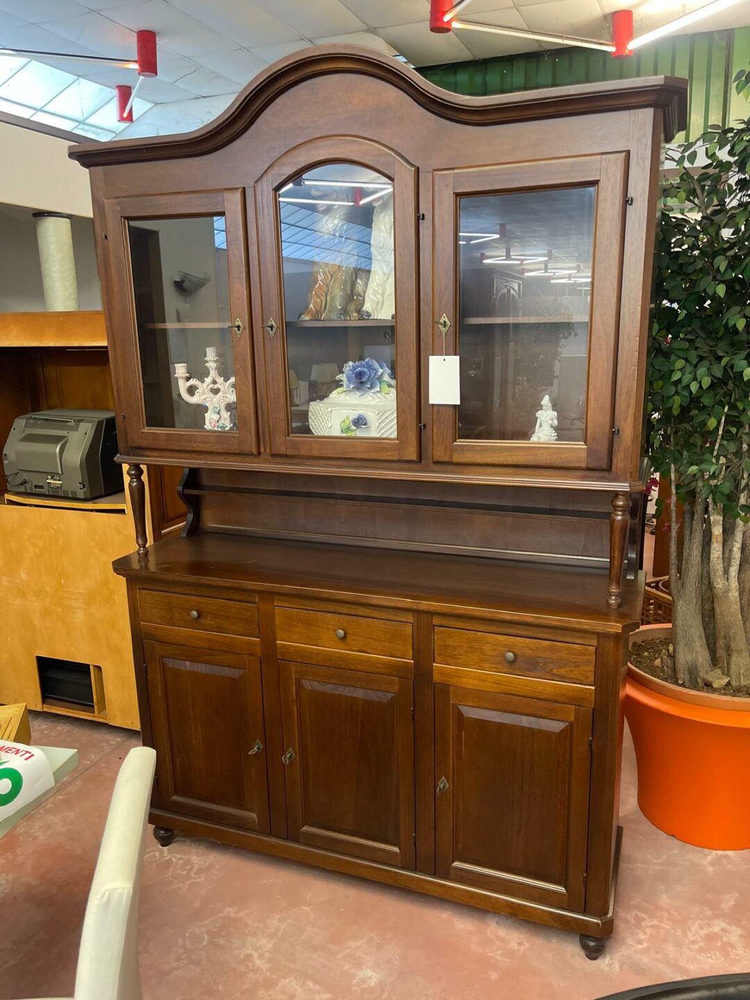 Credenza massiccia napoletana S 2463
