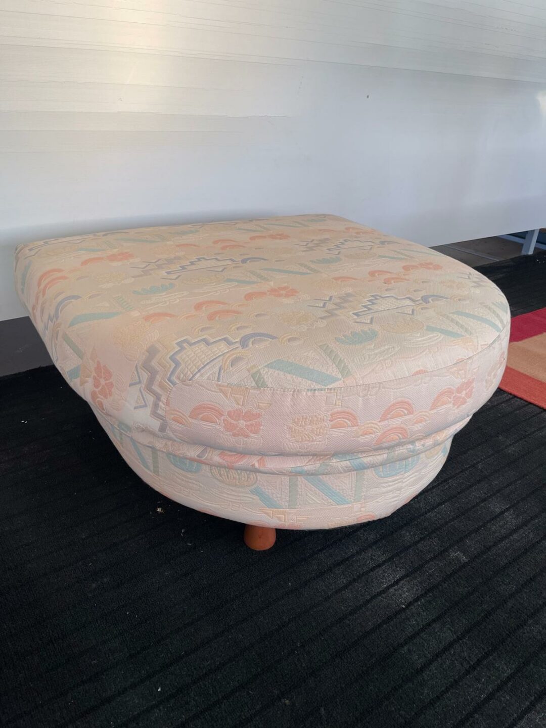 Pouf in tessutto S 2664 - immagine 2
