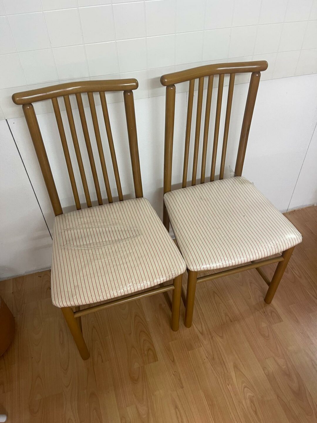 Sedia in legno 2 pezzi S 2865