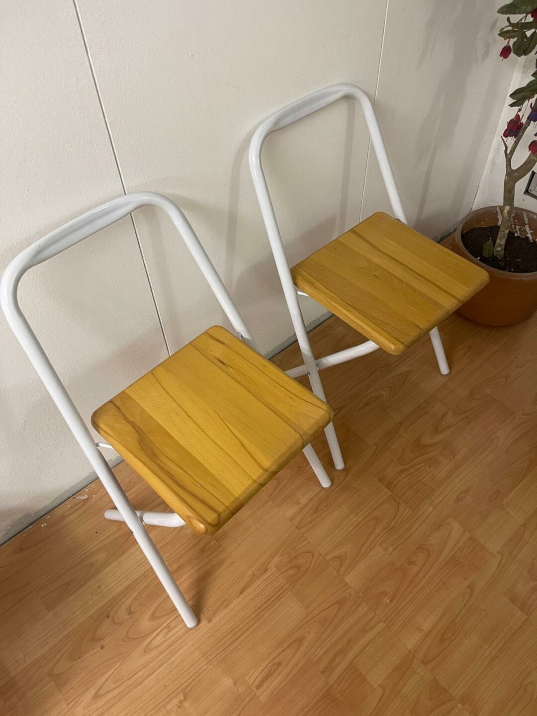 Sgabello in legno e ferro 2 pezzi S 2867