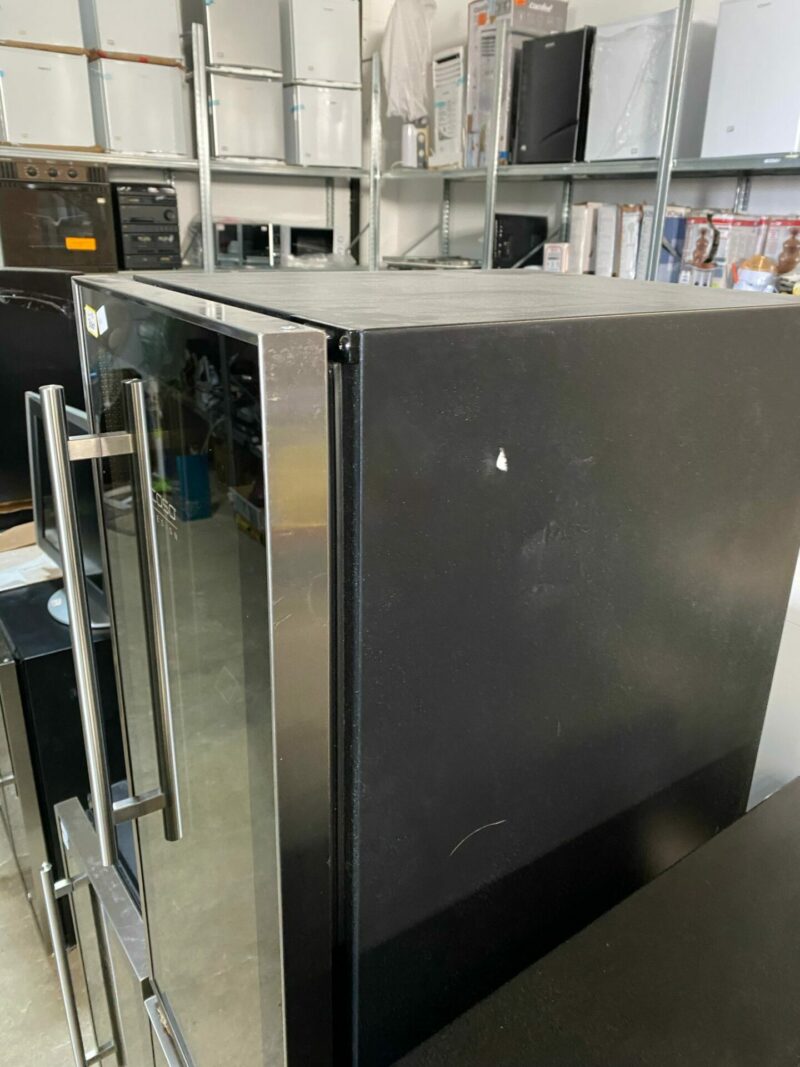 Caso design 642 cantinetta vini 24 bottiglie seminuova senza ripiani G-16 ( con difetto estetico ) - immagine 2