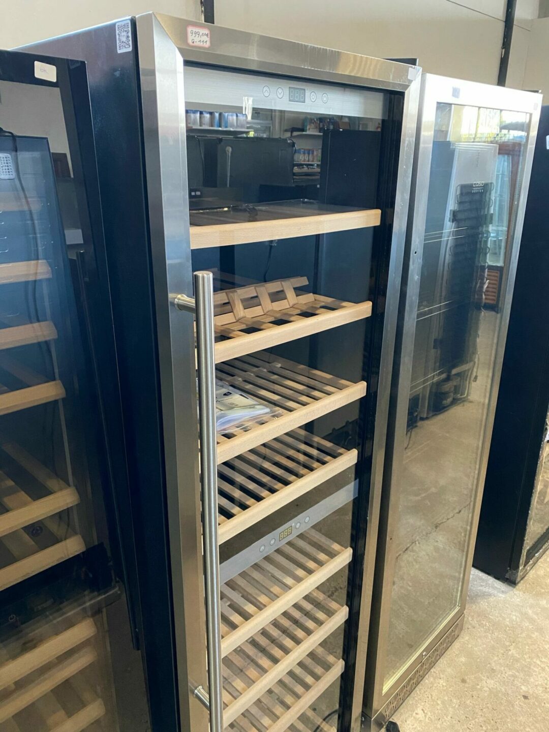 Cantinetta CASO WineComfort 1800 Smart G-111 ( con difetto estetico )