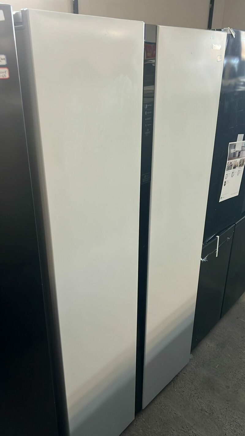 Comfee RCS700WH1 frigorifero con congelatore side-by-sideseminuovo G-64 ( con difetto estetico ) - immagine 2
