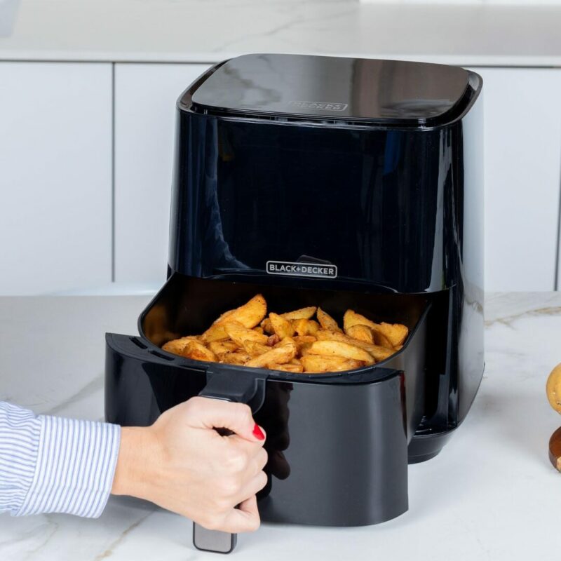Black & Decker Friggitrice ad Aria Capacità 5 Litri Potenza 1450 Watt Termostato Regolabile colore Nero - BXAF5000E - immagine 4