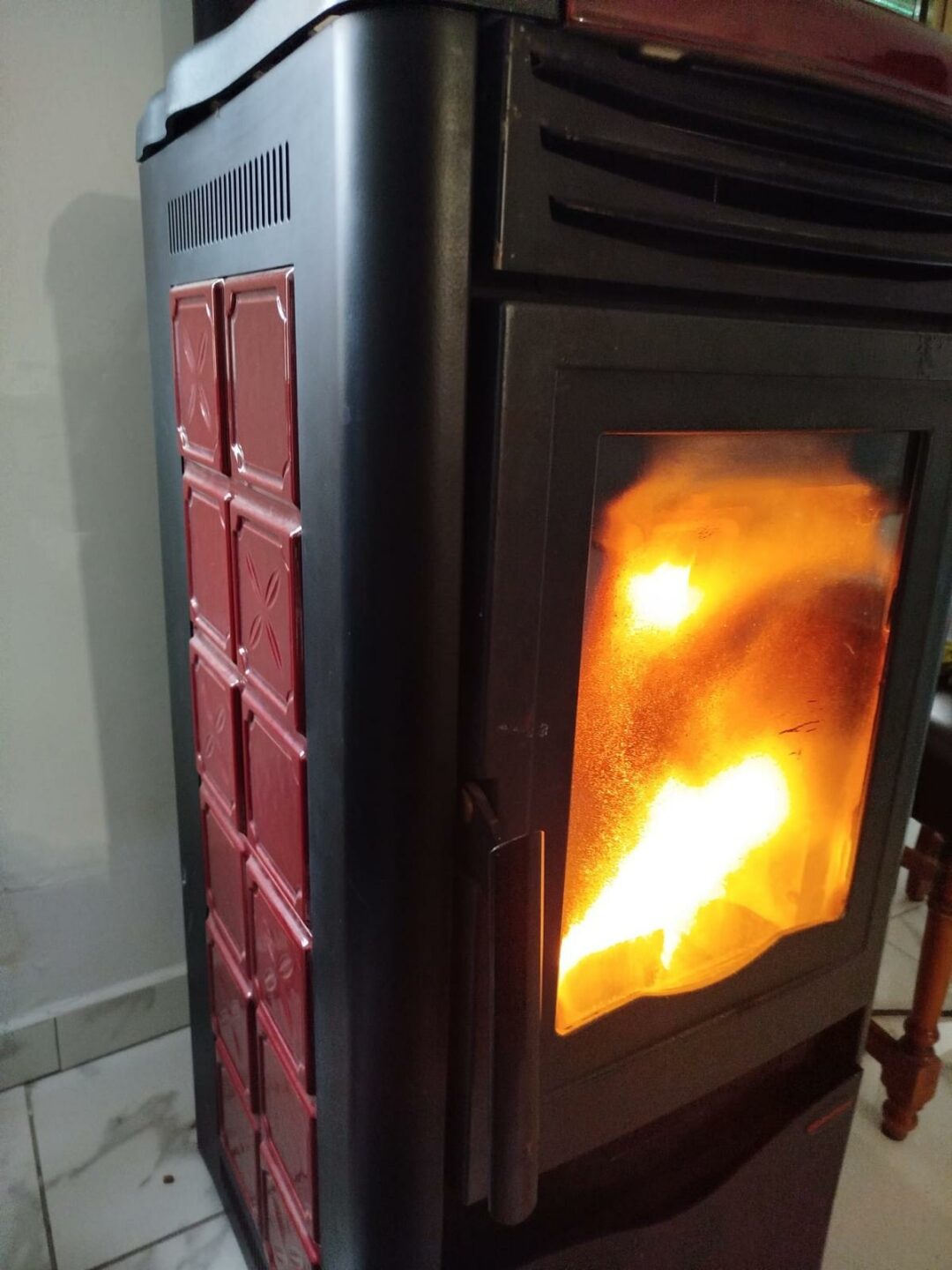 Stufa a pellet modello Irina nordica Extraflame 12kw S 3049 - immagine 2