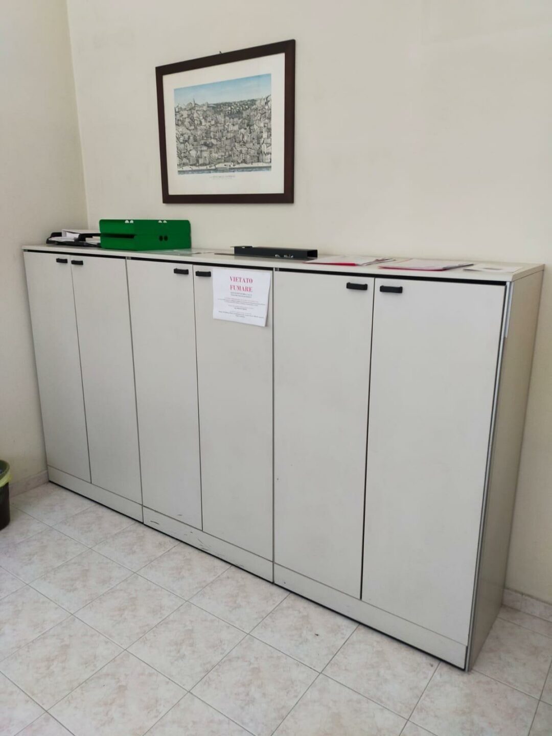 Armadietto ufficio 6 ante basso S 3071