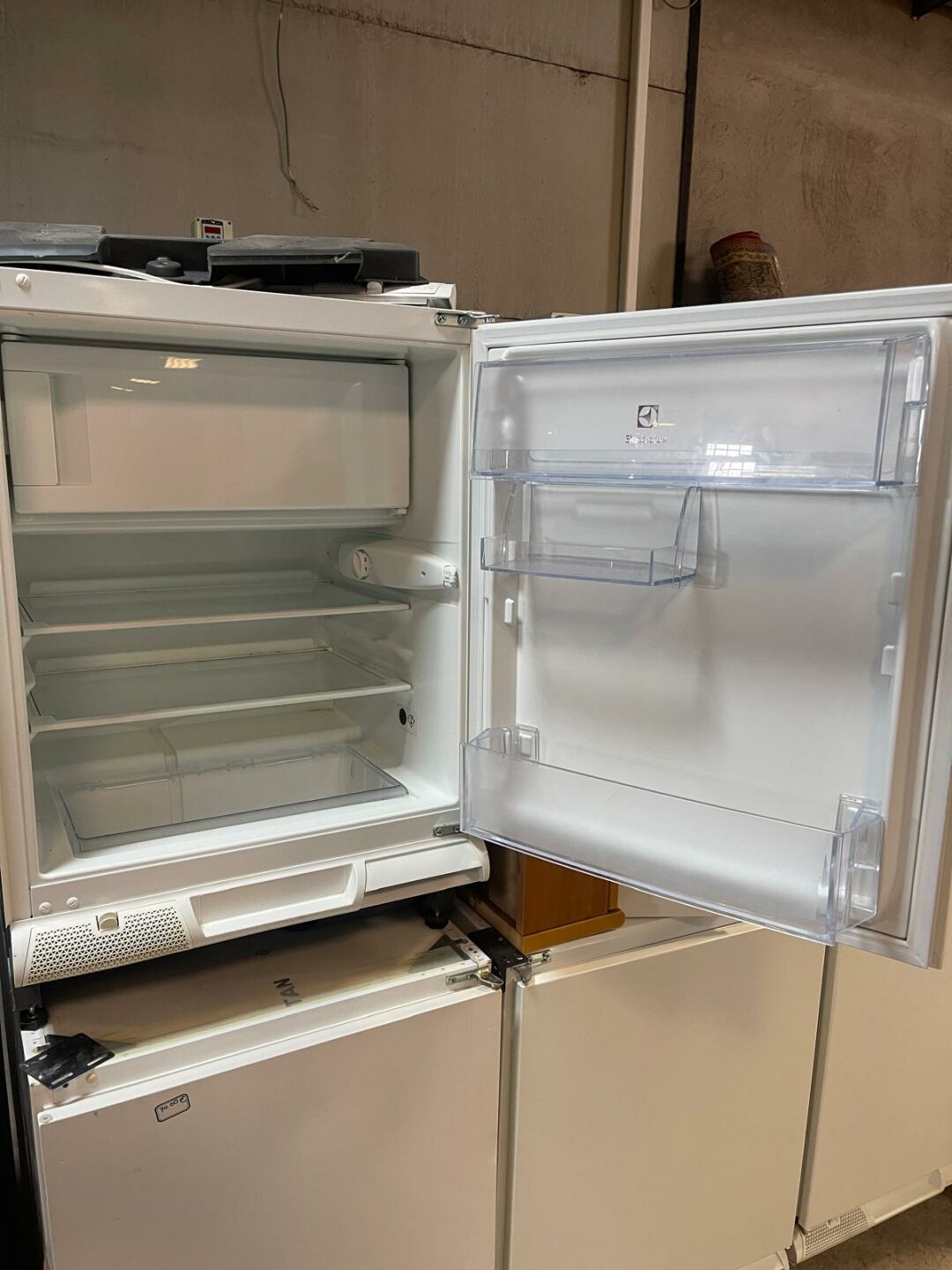 Frigorifero da incasso basso Electrolux usato 1 mese di garanzia S 3305 - immagine 3