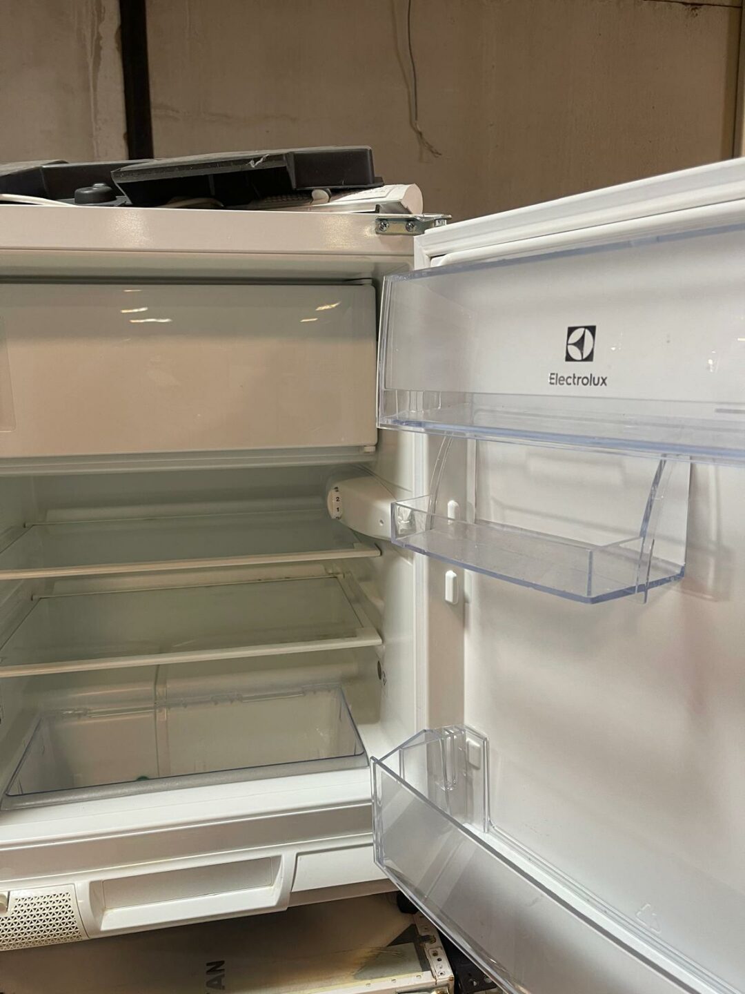 Frigorifero da incasso basso Electrolux usato 1 mese di garanzia S 3305 - immagine 4