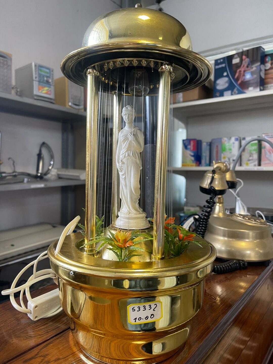 Lampada decorativa con cascata ad olio usata S 3332