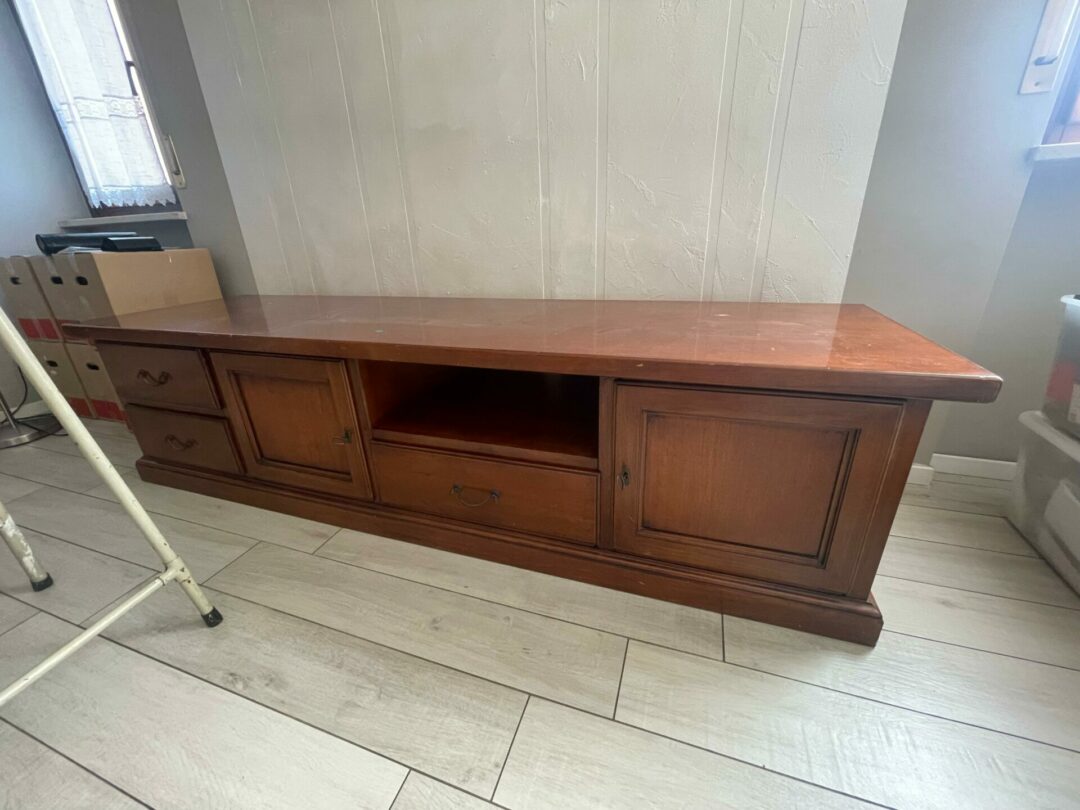 Mobile basso legno massello lungo porta tv S 3343