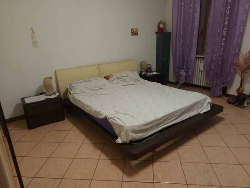 Camera da letto completa di armadio 6 ante, 2 comodini, comò, letto matrimoniale S 3499 - immagine 2
