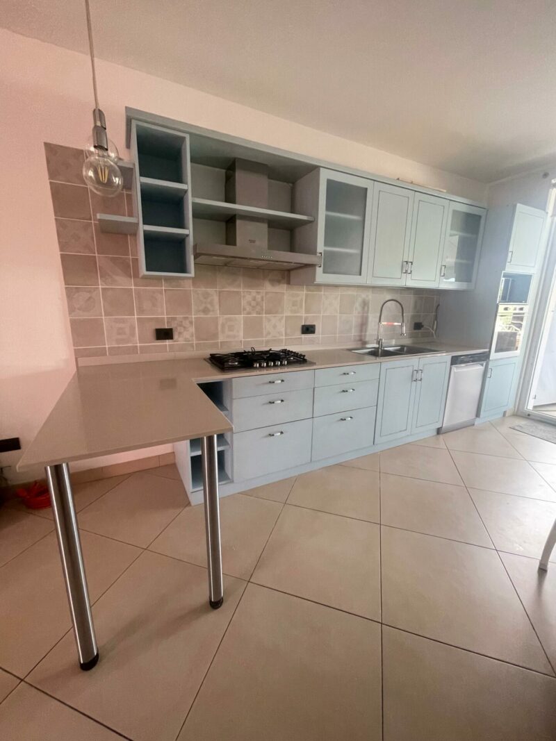 Cucina completa di eletrodomestici , forno , lavastoviglie , microonde , cappa , piano cottura , lavandino S 3566
