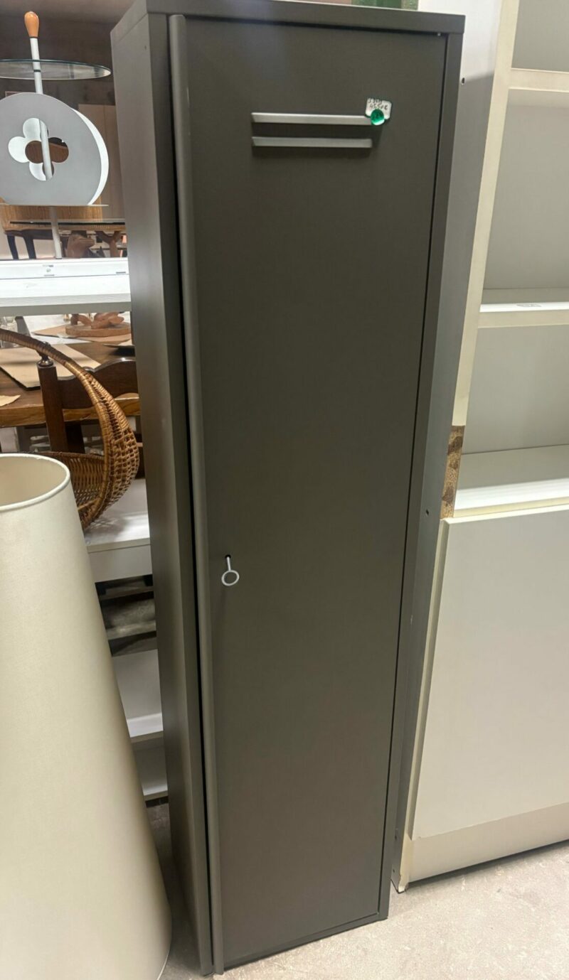 Armadietto con chiave S 3413