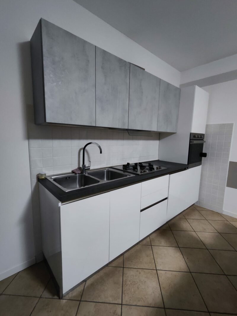 Mobile cucina usata completa di elettrodomestici S 3649 - immagine 2