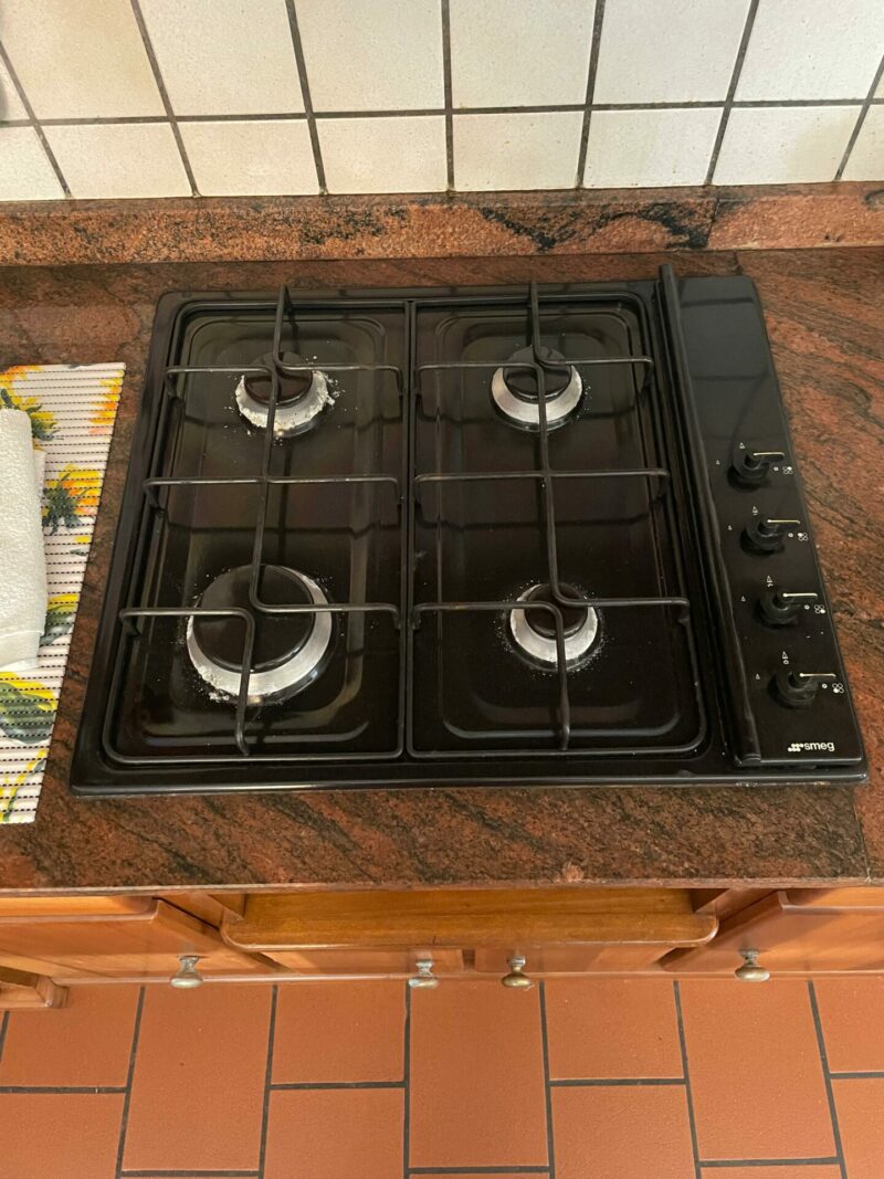Cucina Usata in legno massiccio completa di piano cottura, forno, cappa e lavandino S 3766 - immagine 4
