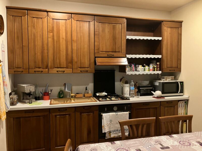 Cucina lineare in legno completa di elettrodomestici C 21 - immagine 2