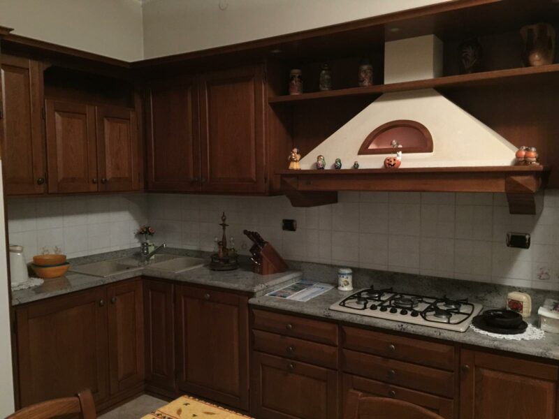 Cucina usato in legno massiccio completa di elettrodomestici C 53 ART.11 - immagine 5
