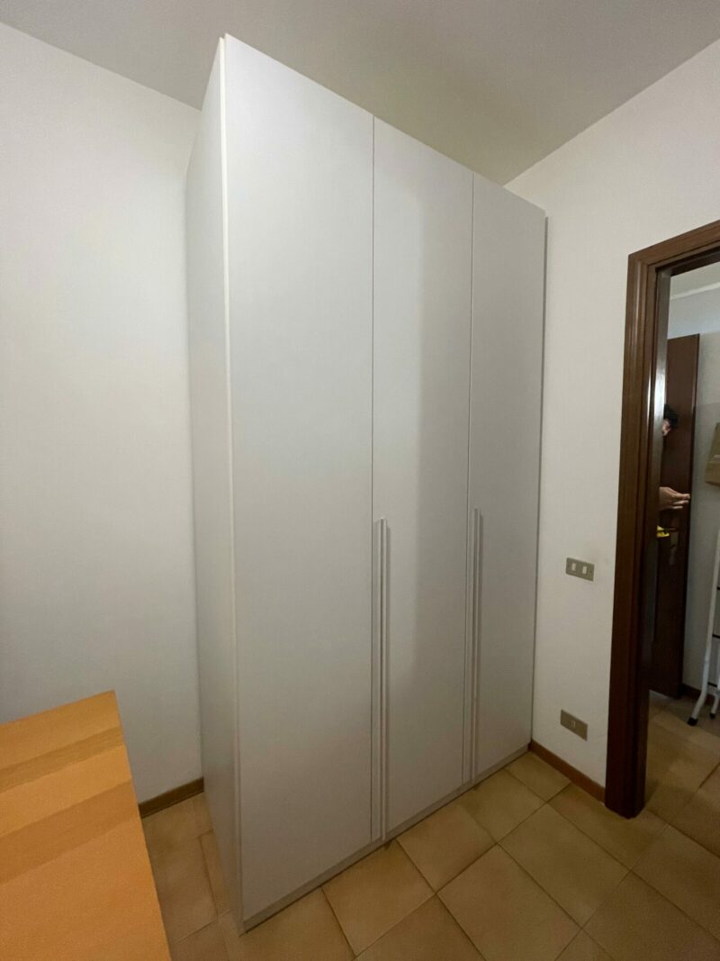 Armadio 3 ante altezza 251 lunghezza 139 C 72 Art.14 - immagine 2
