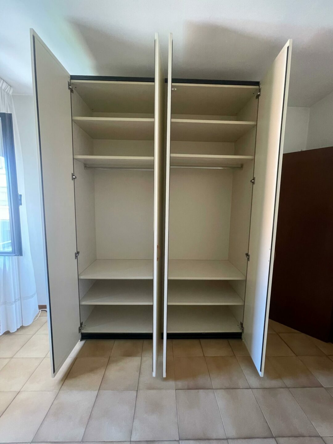 Armadio 4 ante altezza 265 lunghezza 184 C 73 Art.14 - immagine 2