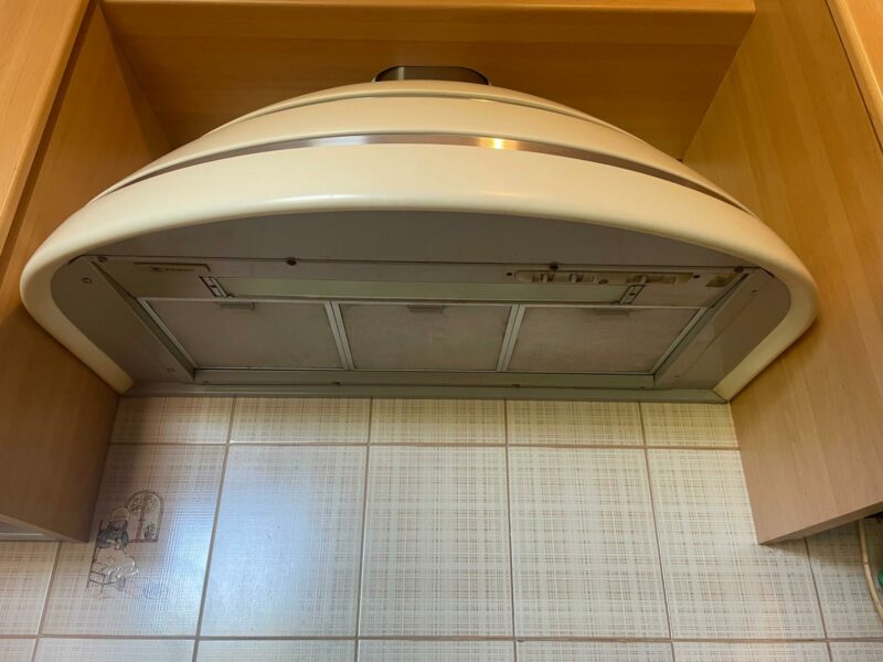 Cucina completa di elettrodomestici piano cottura glem 4 fuochi , forno bosch , lavastoviglie siemens , microonde whyrpool , cappa faber , frigo da incasso electrolux lunghezza 380 120 ang 45 colonnina C 78 Art.14 - immagine 9