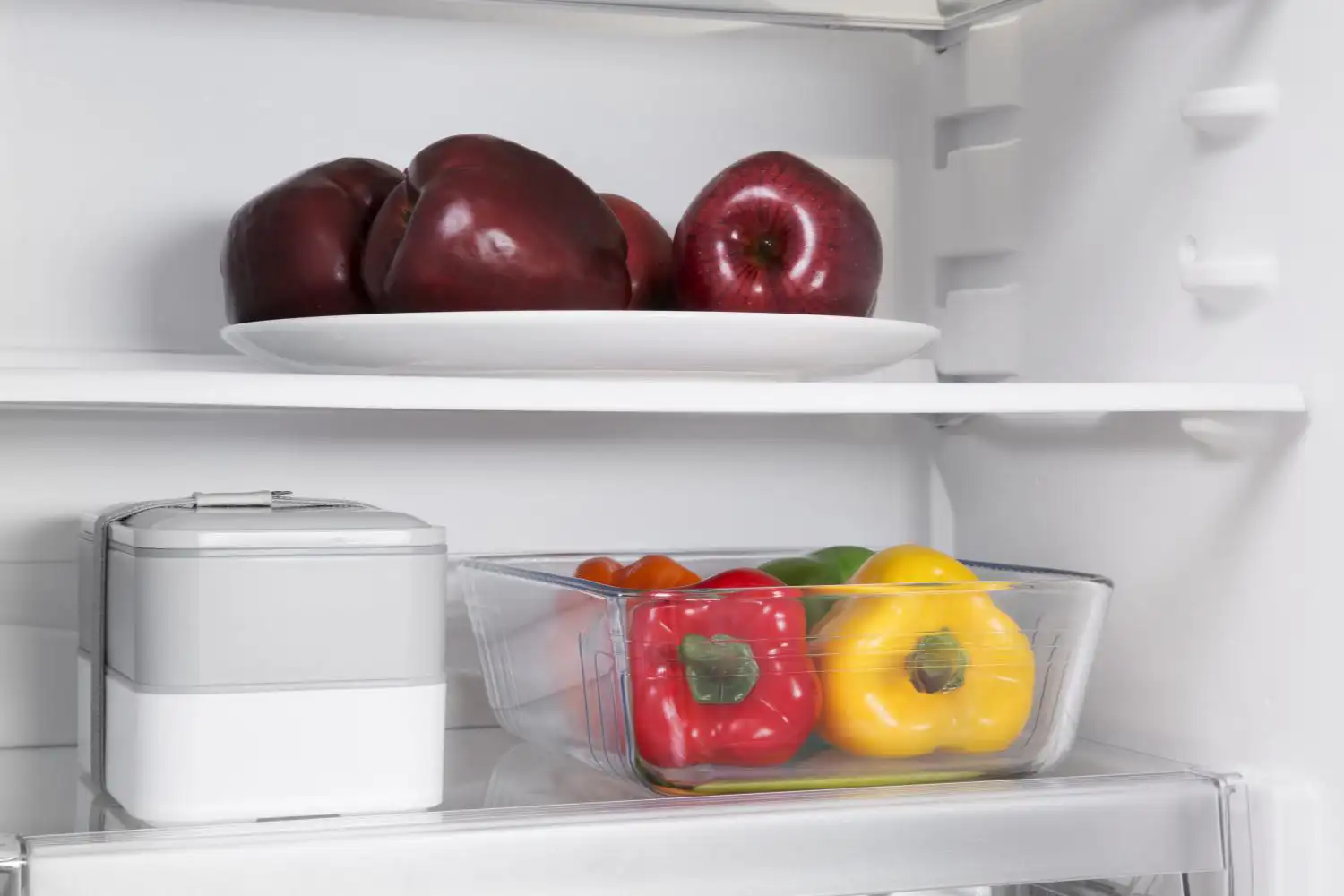 Frigorifero da Incasso Indesit Doppia porta Capacità 239 Litri Raffreddamento Statico - T 16 A1 D/I 2 - immagine 3