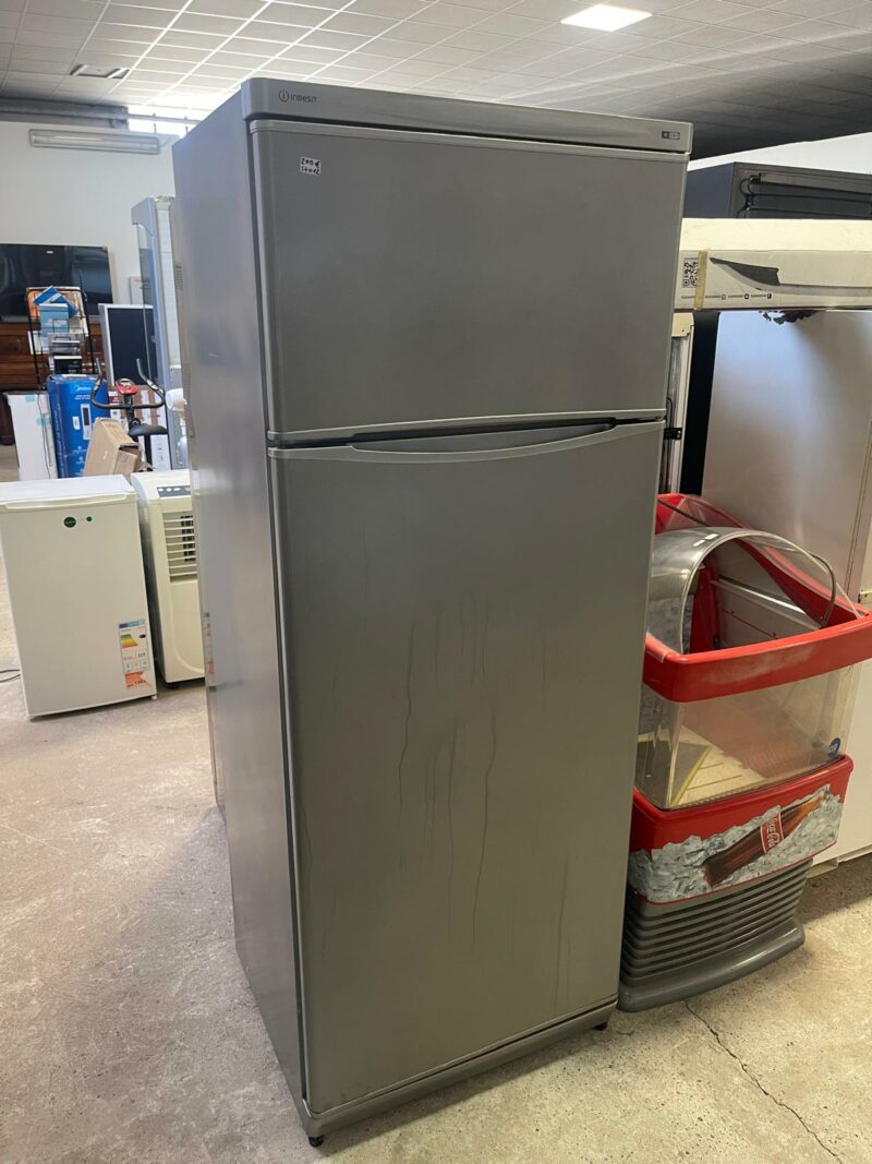 Frigorifero combinato usato Indesit S 4015