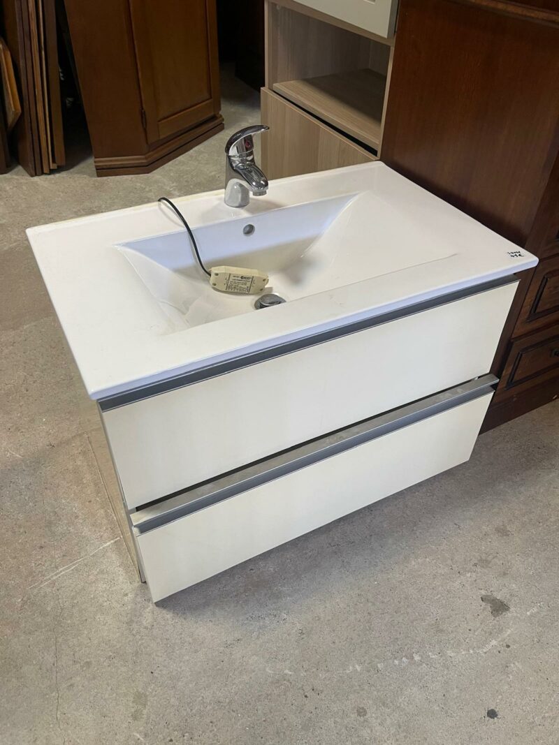 Mobiletto bagno con cassetti usato S 4021