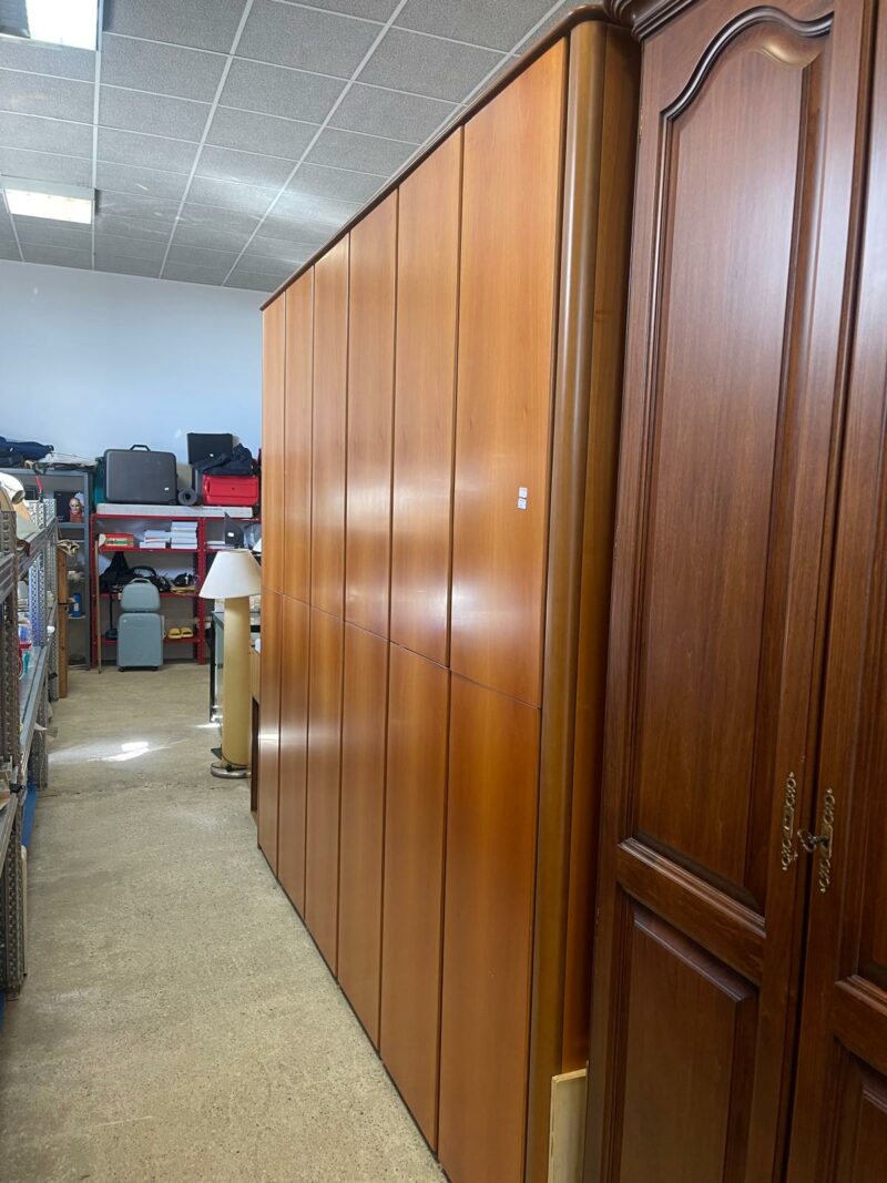 Armadio a 6 ante + letto matrimoniale solo struttura S 4045
