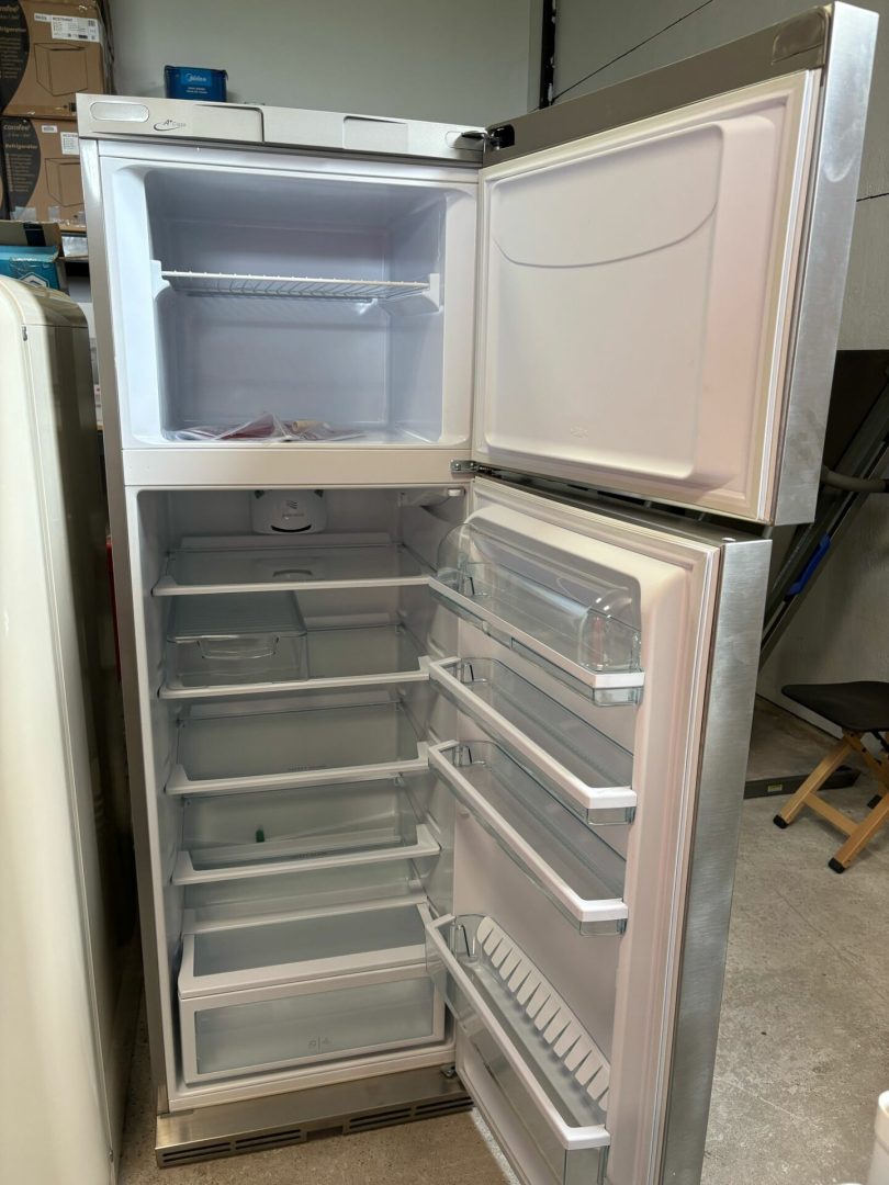 Frigorifero combinato Ariston carrozzato Seminuovo S 4018 - immagine 4
