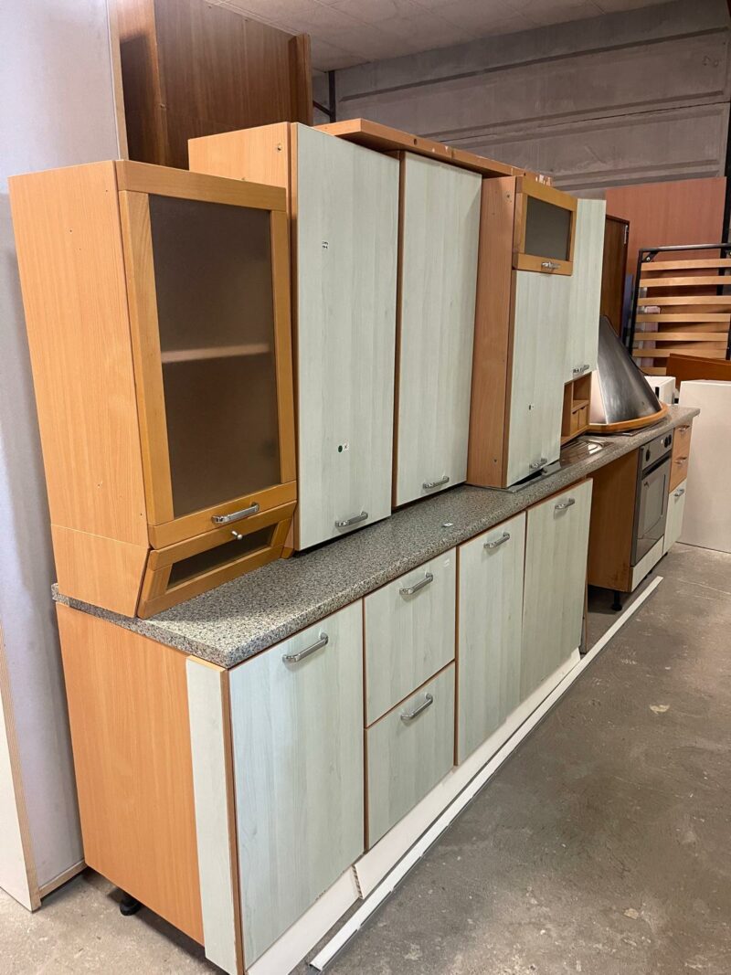 Cucina completa di piano cottura 4 fuochi , lavello , cappa , forno Rex , misure: 363,5 S 3954