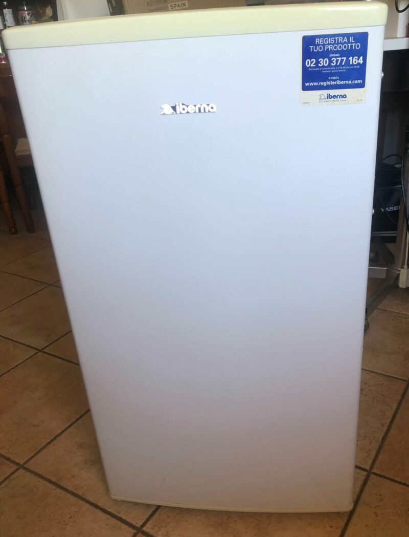 Frezzer verticale Iberna a 3 cassetti usato 48x45x50 C 130