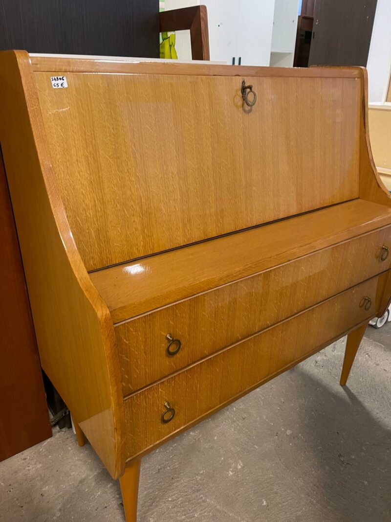 Mobile usato in legno con cassetti S 4306