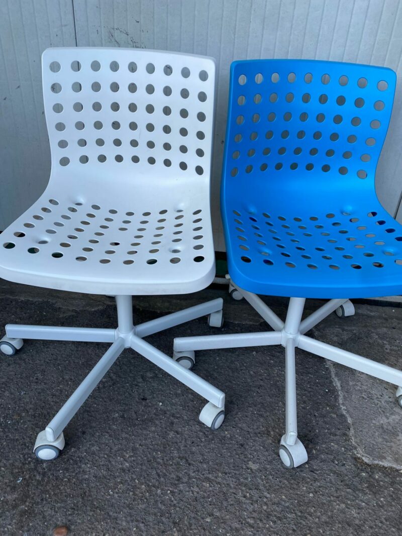 Set 2 sedie bianca e blu C 140