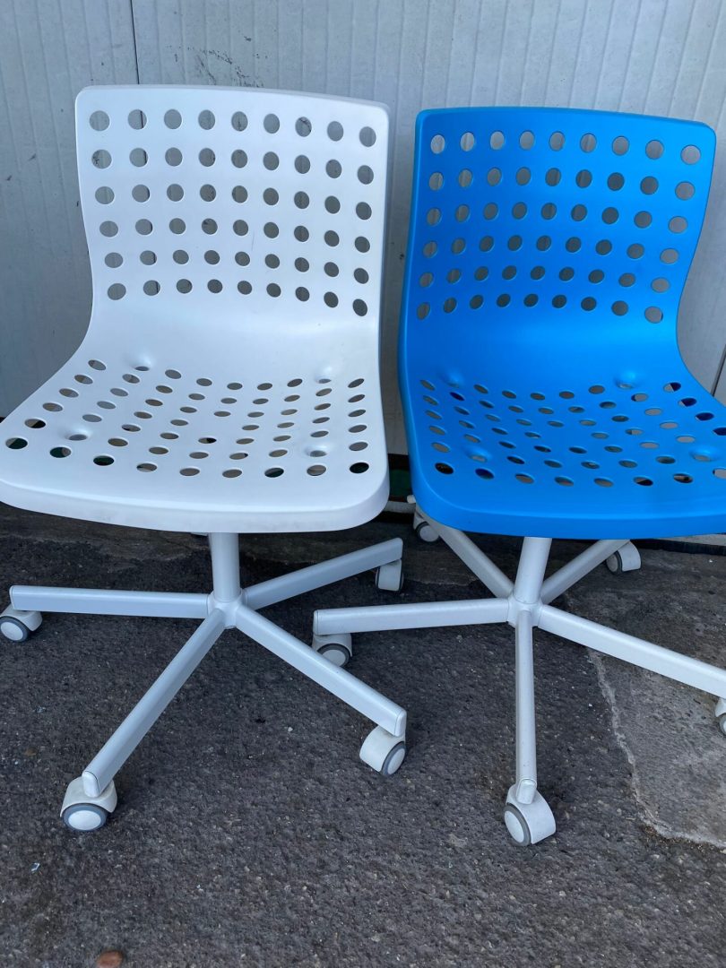 Set 2 sedie bianca e blu C 140
