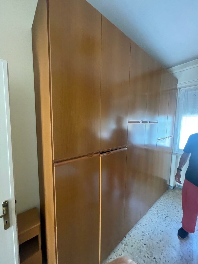 ARMADIO IN LEGNO A 6 ANTE C 145 - immagine 2