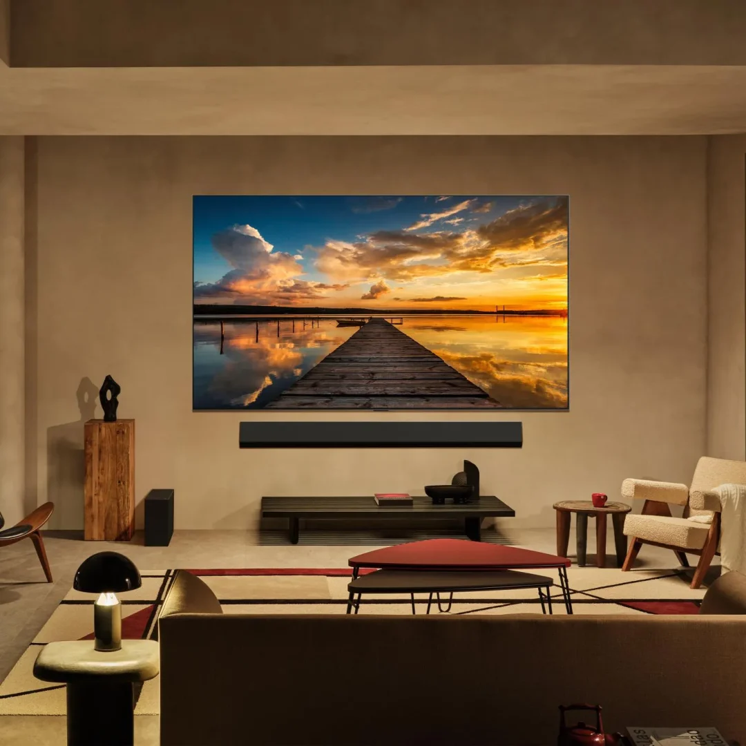 Smart TV Lg 83 Pollici 4K Ultra HD Display OLED evo Sistema WebOS Processore a11 Gen2 con AI Classe E colore Argento - OLED83G54LW.API - immagine 3
